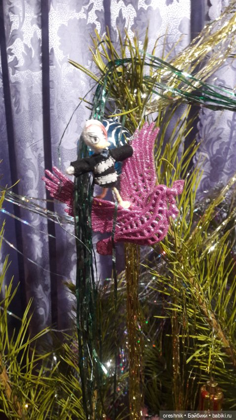 Повязунчики на ёлке 🎄😘🎉 — Авторские вязаные куклы: интерьерные