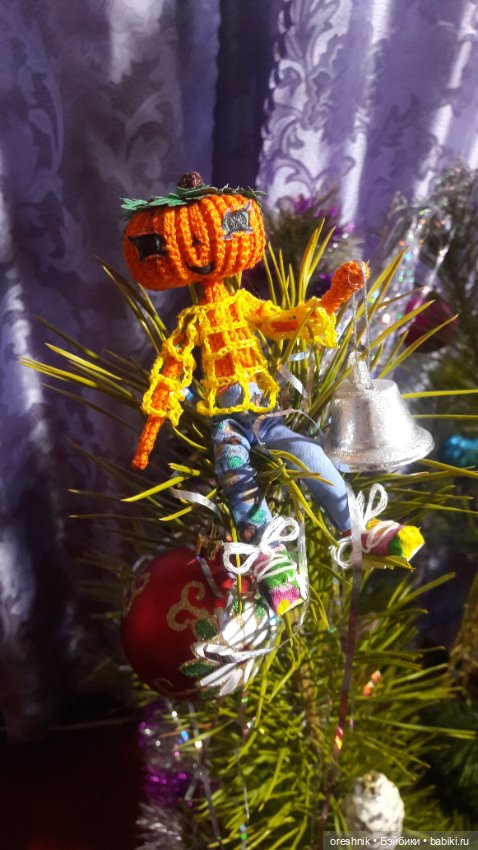 Повязунчики на ёлке 🎄😘🎉 — Авторские вязаные куклы: интерьерные (фото 3)