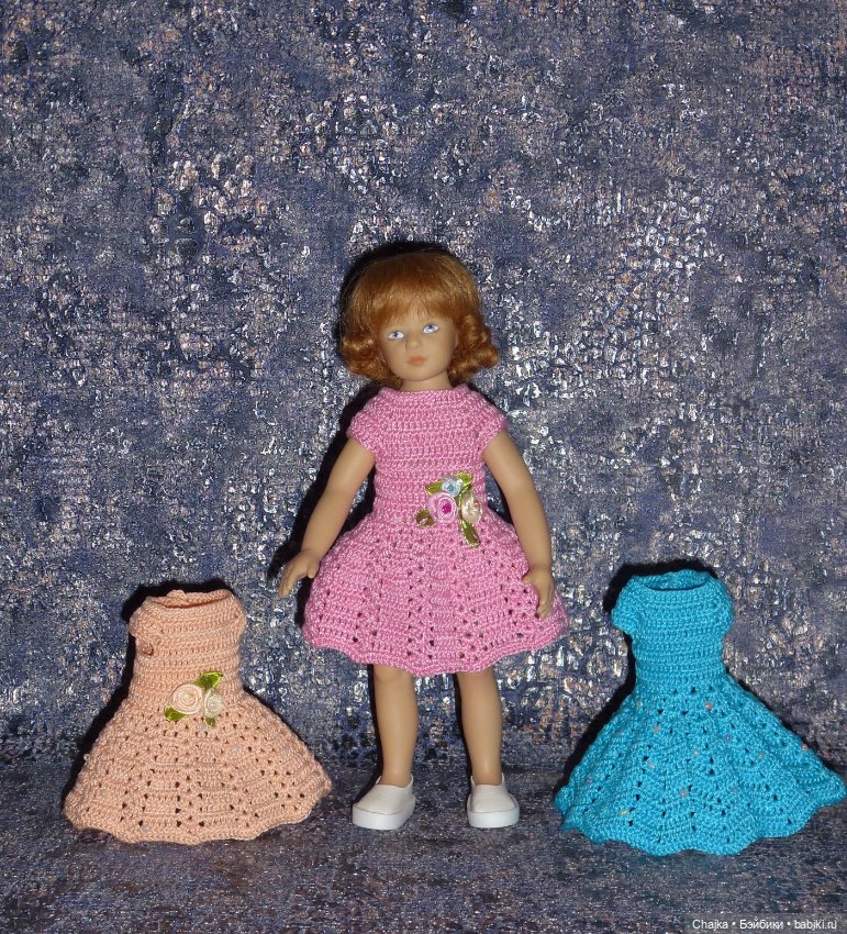 Вязаное платье на кукол Хейди Плюсчок 22 см - Heidi Plusczok 22 см (фото 5)
