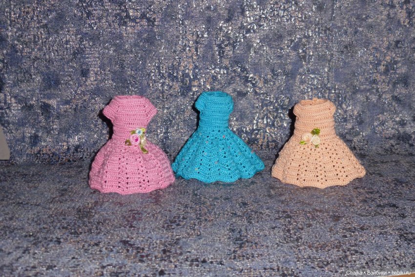 Вязаное платье на кукол Хейди Плюсчок 22 см - Heidi Plusczok 22 см (фото 10)