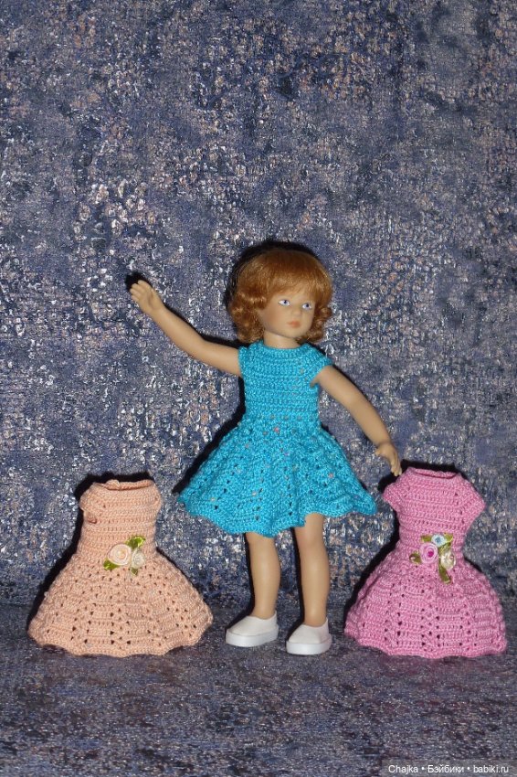 Вязаное платье на кукол Хейди Плюсчок 22 см - Heidi Plusczok 22 см (фото 6)