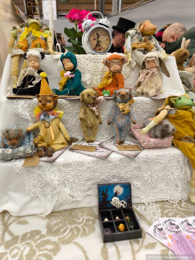 Третья часть обзора зимнего бала на Тишинке