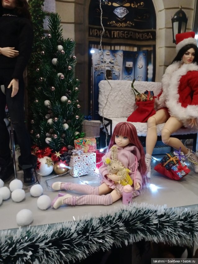 Бал кукол на Тишинке 04.01.24 (продолжение)