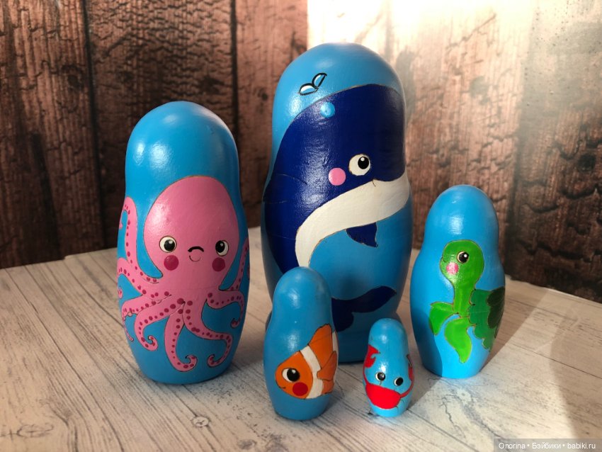 Дуйте в дудки, бейте в ложки В гости к нам пришли матрешки
