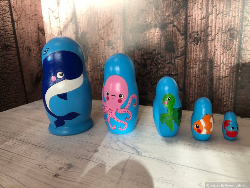 Дуйте в дудки, бейте в ложки В гости к нам пришли матрешки