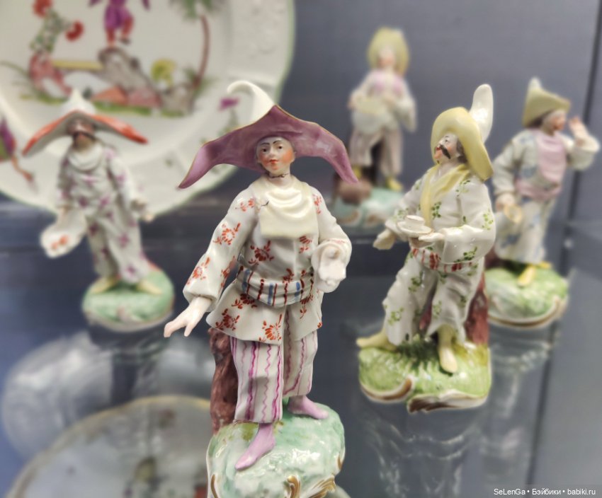 Нимфенбург: коллекция фарфоровых фигурок и музей карет (фото 8)
