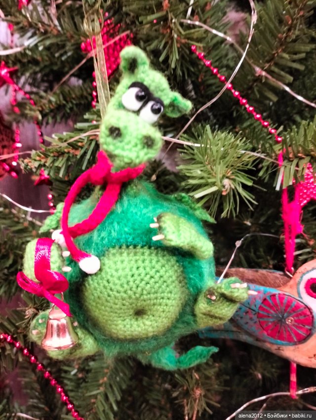 Ёлка 2023, а сколько можно держать праздник в доме (фото 2)