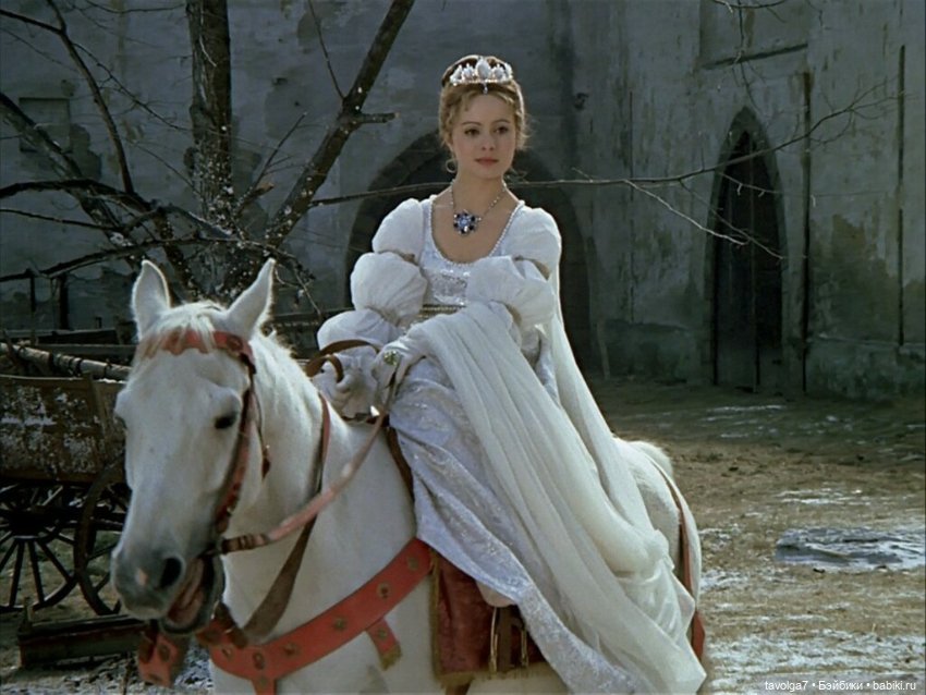 Январь. Дворцовое и сказочное