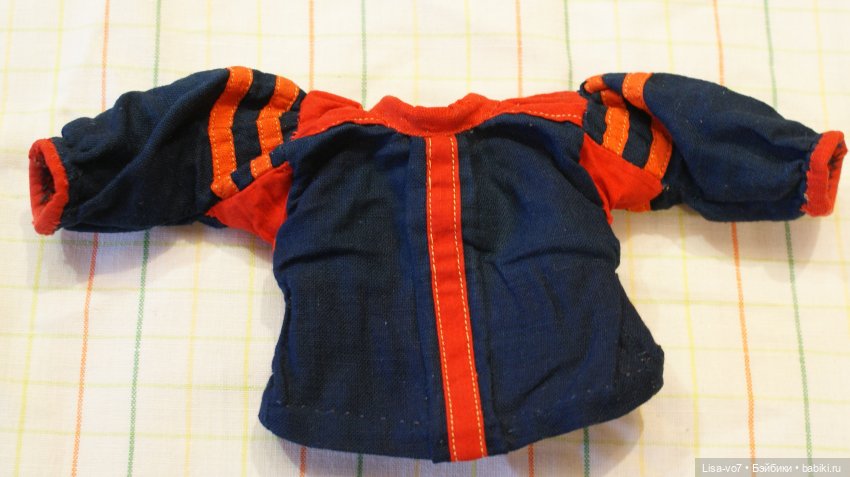 Кукольный костюм в русском стиле по антикварному примеру