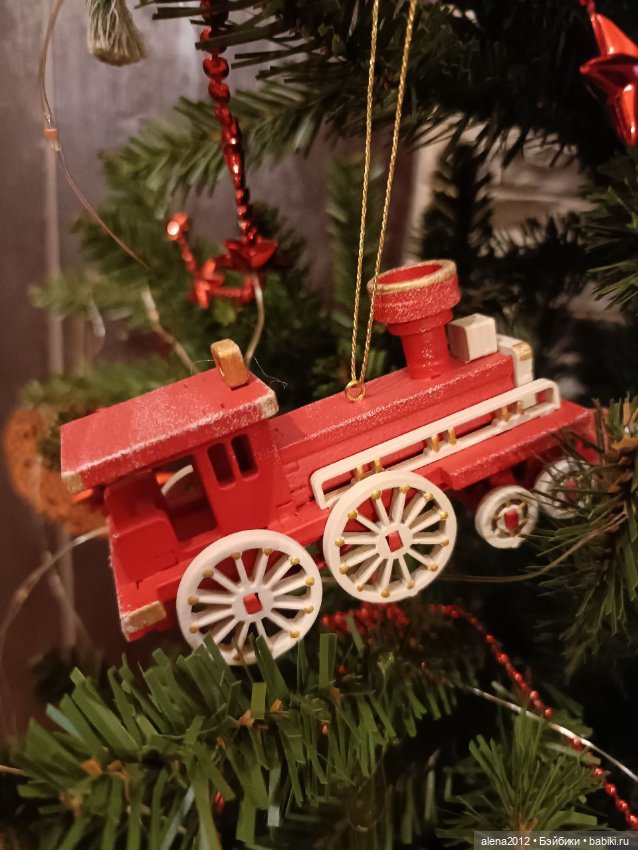 Ёлка 2023, а сколько можно держать праздник в доме