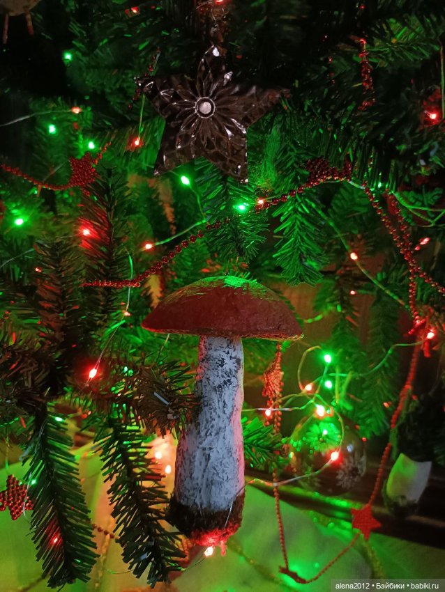 Ёлка 2023, а сколько можно держать праздник в доме