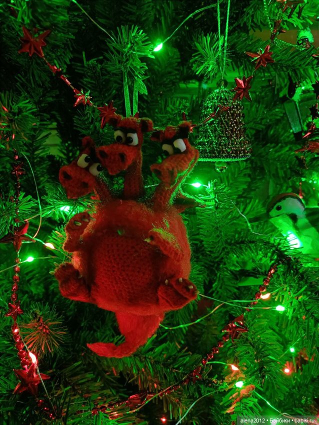 Ёлка 2023, а сколько можно держать праздник в доме