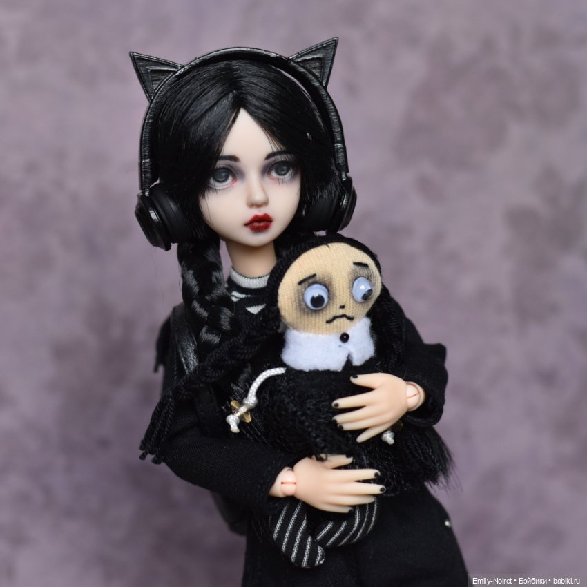 Кукла для Уэнсдей — ООАК и репейнт игровых кукол: Bratz (фото 6)