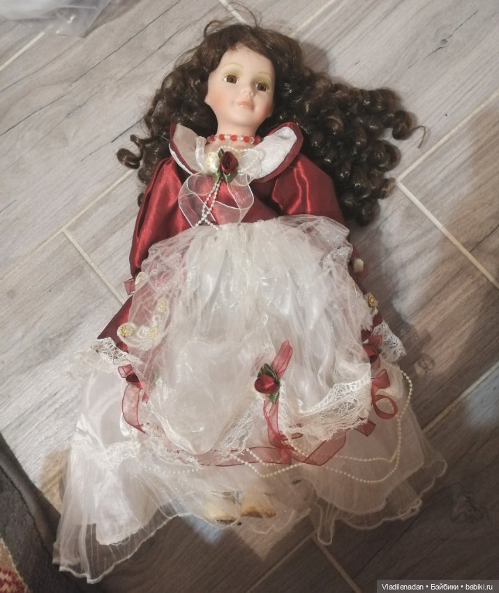 Моя первая фарфоровая кукла (фото 3)