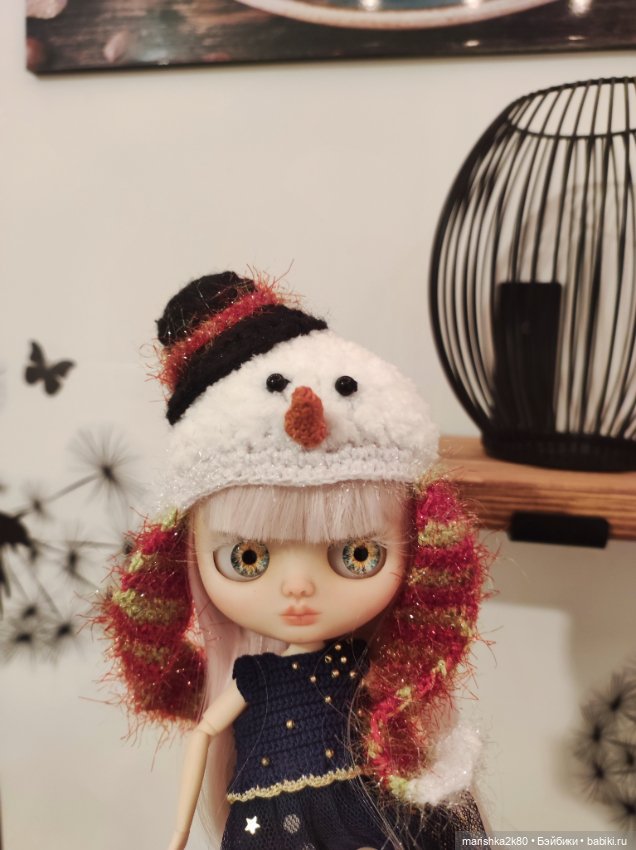 Новые шапки на кукол Блайз