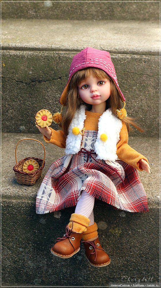 Новенькое для новенькой — Одежда и обувь для кукол своими руками: фото