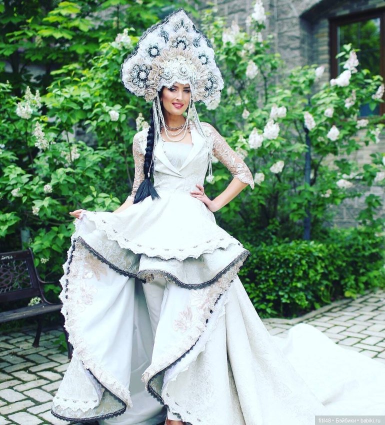 Умопомрачительной красоты кокошники Ольги Пашкиной