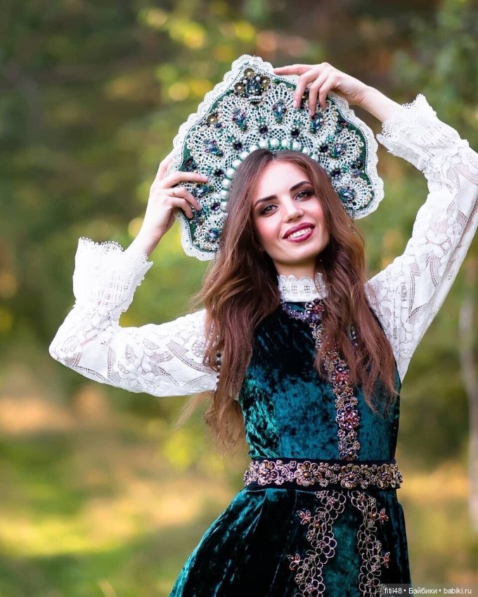 Умопомрачительной красоты кокошники Ольги Пашкиной
