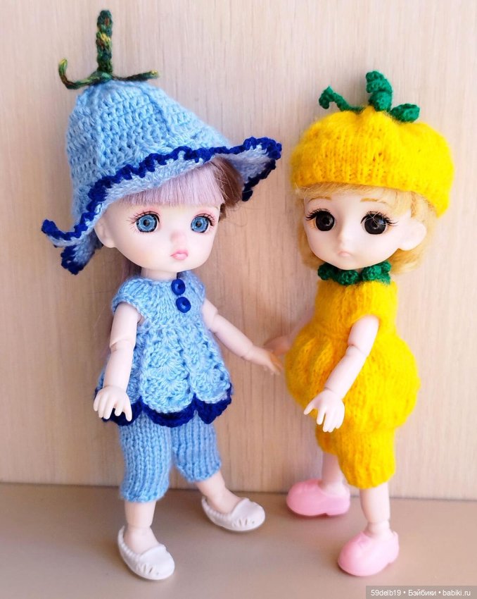Ходят подружки парами — Одежда и обувь для кукол своими руками: фото