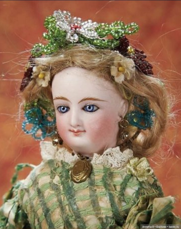 Модные французские куклы и декор из стекляруса (фото 3)