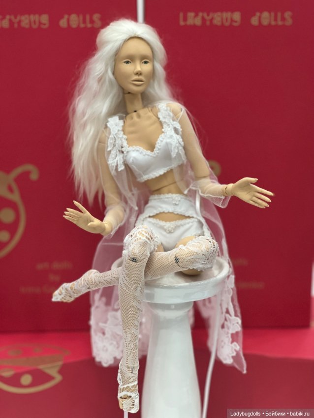 Моя первая выставка на Тишинке - Осенний бал кукол 2022