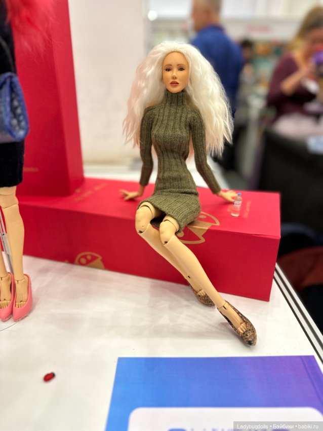 Моя первая выставка на Тишинке - Осенний бал кукол 2022