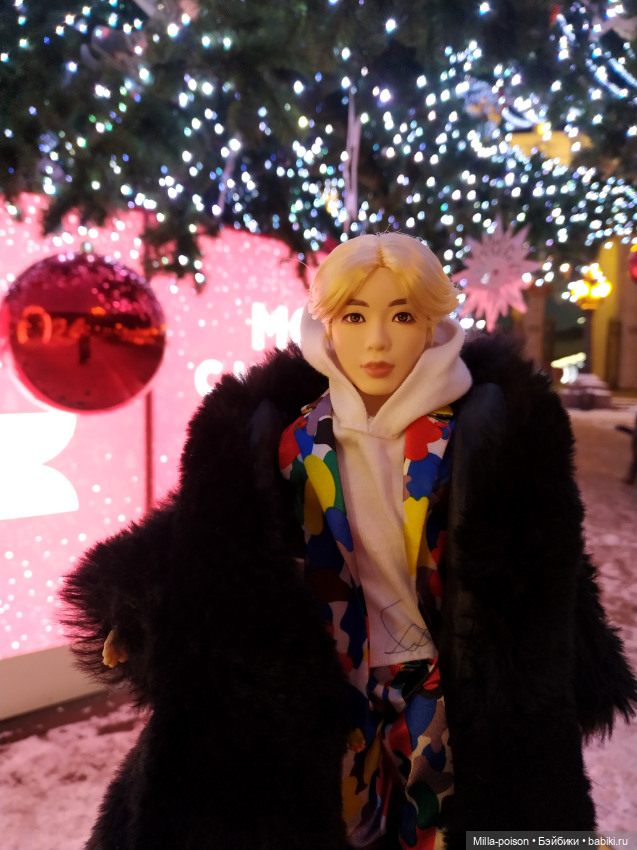 Вечерняя прогулка Сок Чжина