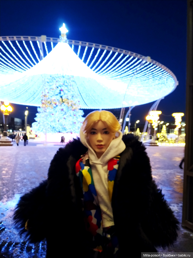 Вечерняя прогулка Сок Чжина