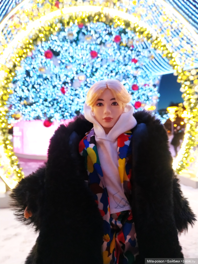 Вечерняя прогулка Сок Чжина