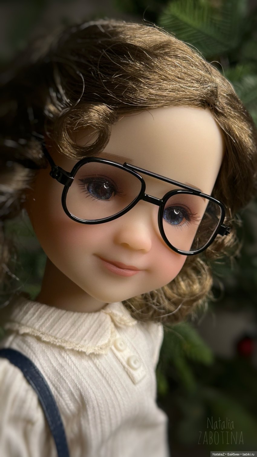 Мышка — Куклы Ruby Red (Руби Ред) Fashion Friends: Siblies (фото 3)