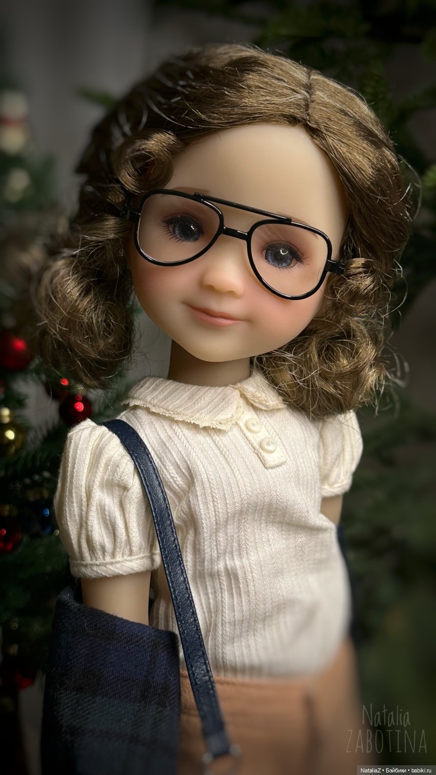 Мышка — Куклы Ruby Red (Руби Ред) Fashion Friends: Siblies (фото 2)