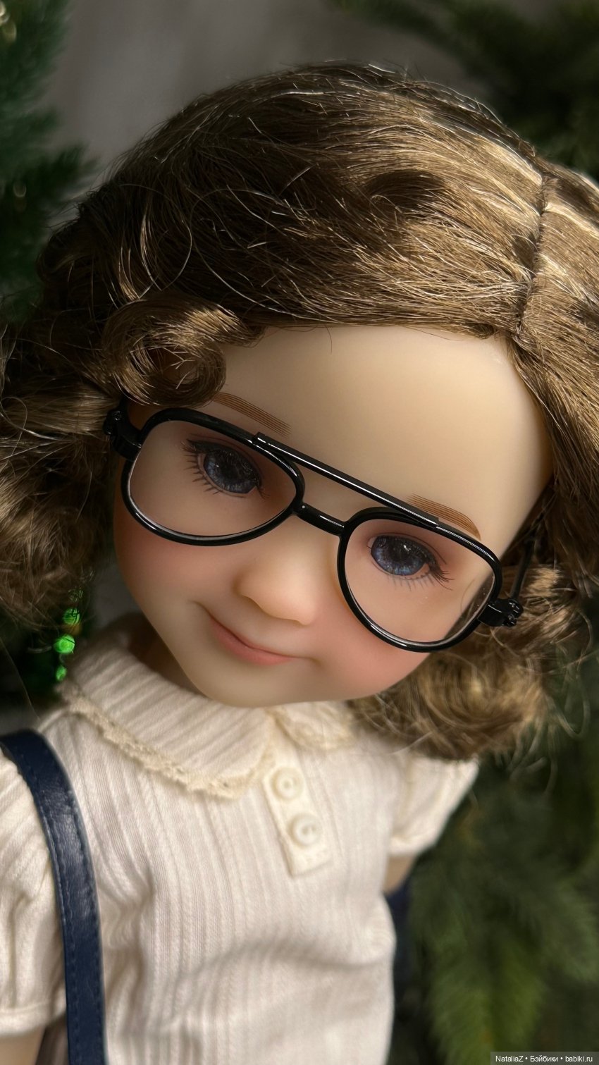 Мышка — Куклы Ruby Red (Руби Ред) Fashion Friends: Siblies (фото 4)