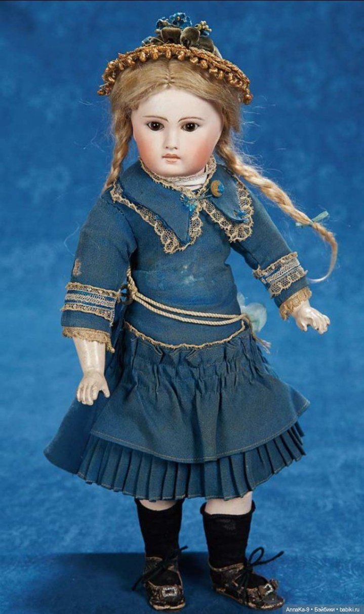 Бисер и стеклярус в декоре шляпок у антикварных куол (фото 9)