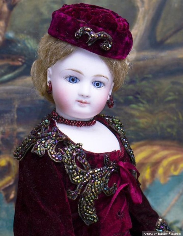 Бисер и стеклярус в декоре шляпок у антикварных куол (фото 7)