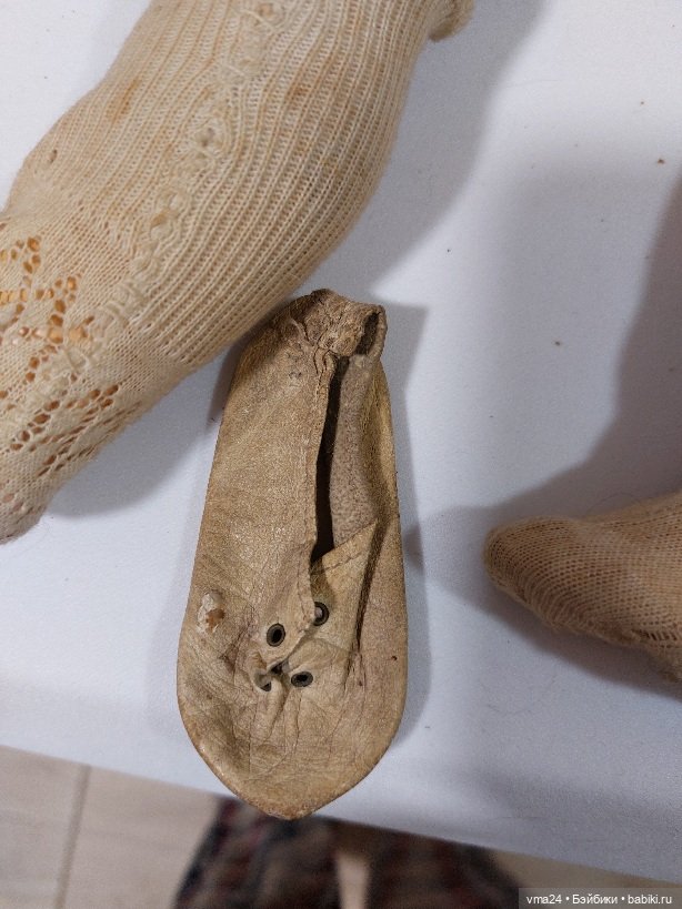 Помогите опознать — Опознание антикварных кукол: поиск по клейму