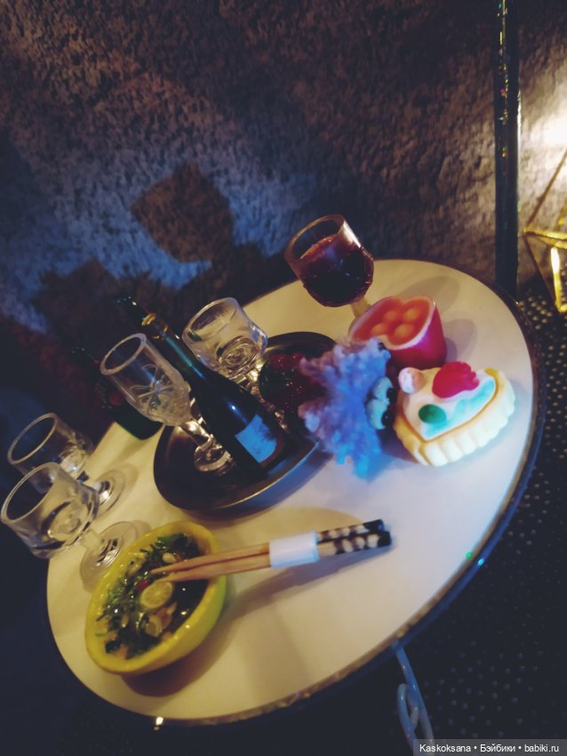 Настоящий корпоратив — Куклы Barbie (Барби): Looks (фото 6)