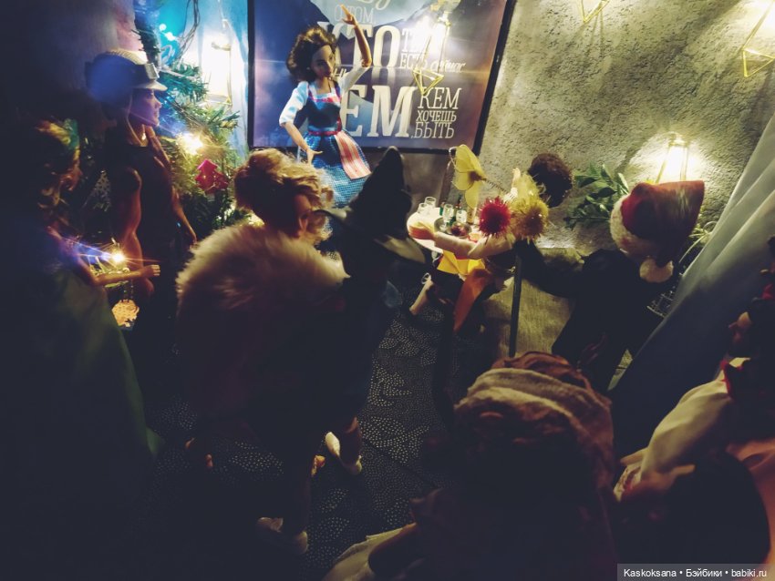 Настоящий корпоратив — Куклы Barbie (Барби): Looks (фото 9)