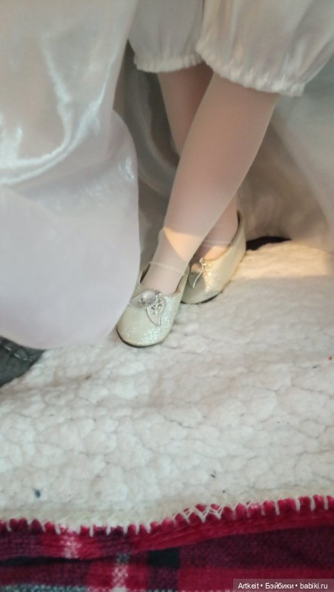 Кукла Court of Dolls Michelle (фото 3)