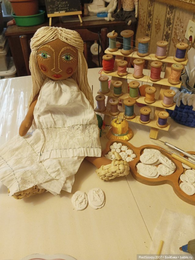 Мои куколки-обережки на "Балу Кукол" в Санкт-Петербурге в ноябре 2023 года (фото 8)