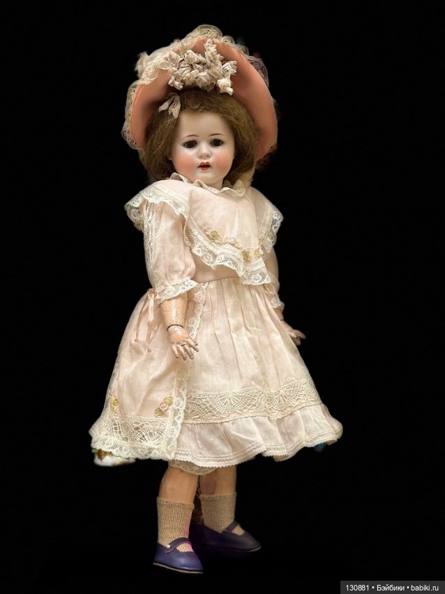 Антикварные куклы. Старый Новый год