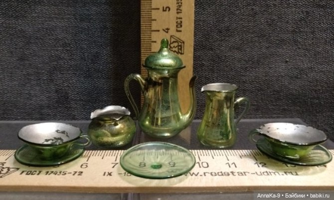 Антикварная кукольная посуда - Зелёное стекло
