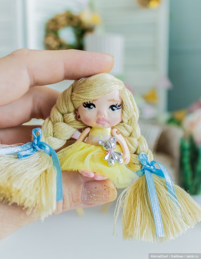 ⭐⭐⭐Кукла - брошь Эмма⭐⭐⭐ — Авторские миниатюрные куклы: лепка (фото 6)