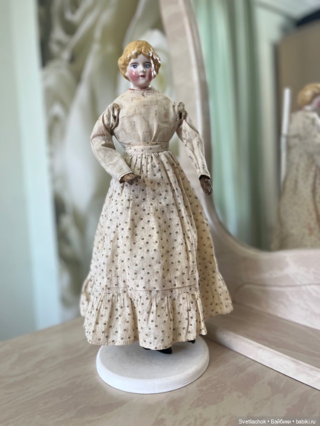 Антикварная кукла Highland Mary