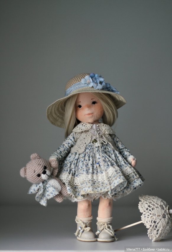 Ксюша - текстильная кукла (фото 8)