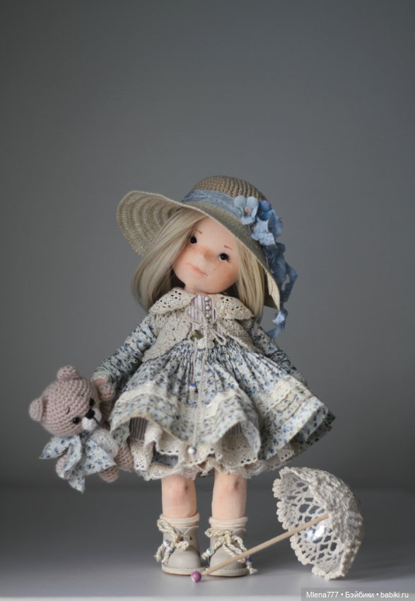 Ксюша - текстильная кукла (фото 6)