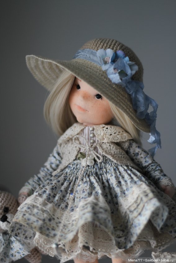 Ксюша - текстильная кукла (фото 5)