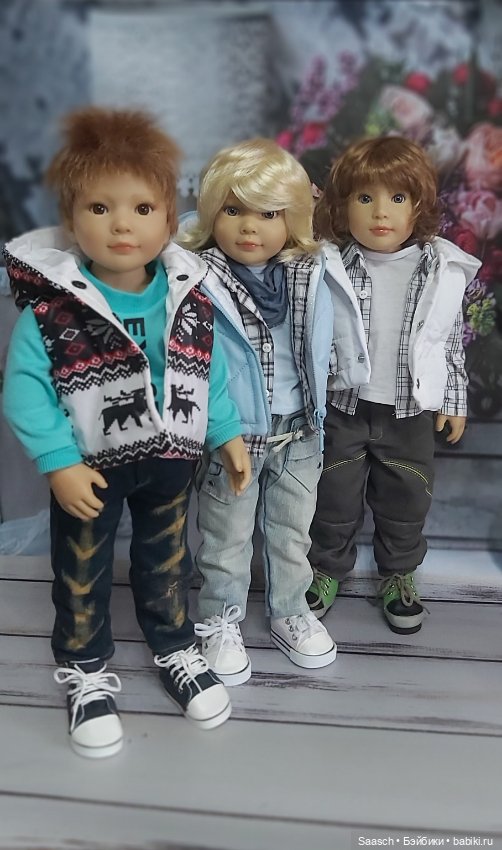 Мальчишки дружною толпой прикатили к нам домой (фото 3)