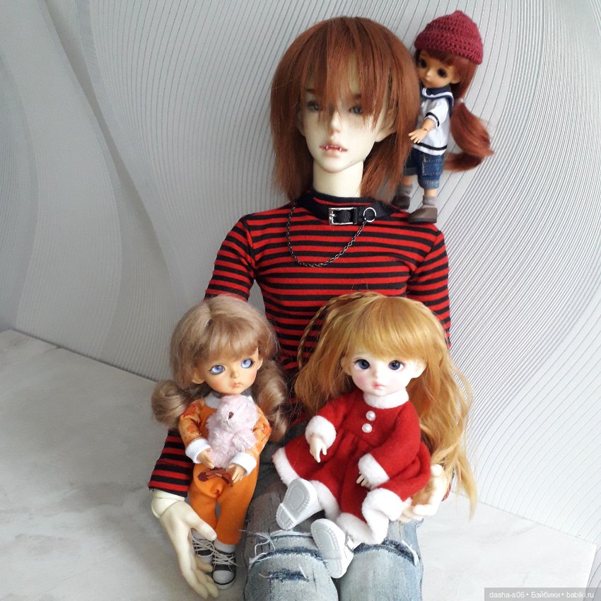 Хэл знакомится с коллективом (фото 3)