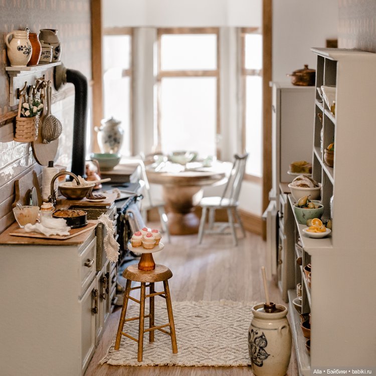 Миниатюрный дом Hillside Manor