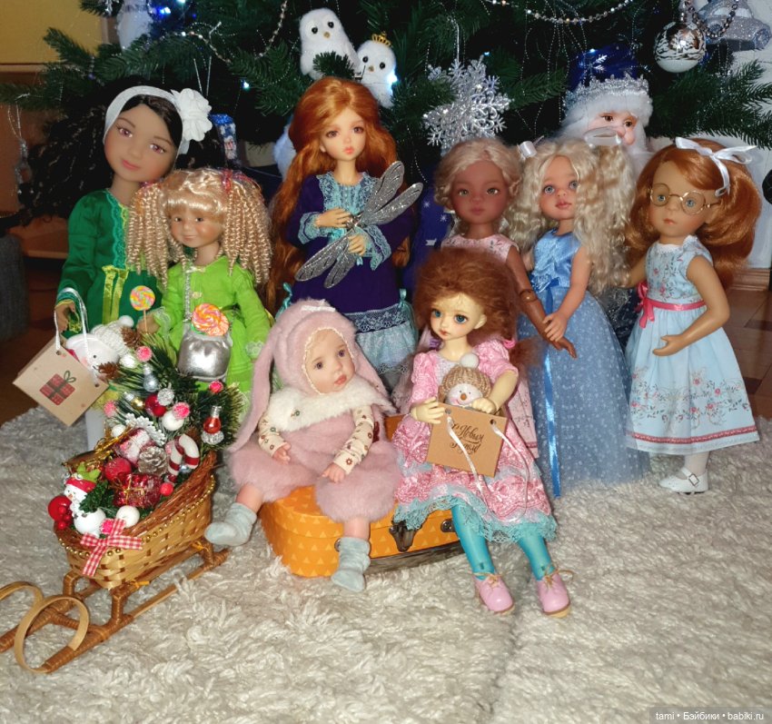 Девчушки под елочкой или Ёлка, прощай (фото 8)